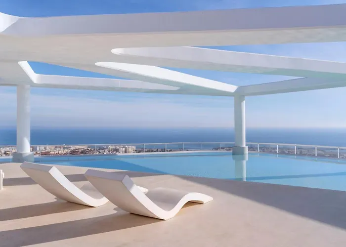 Gran Canet 2Br! Walk To Beach, Sea View, Sauna & Gym
