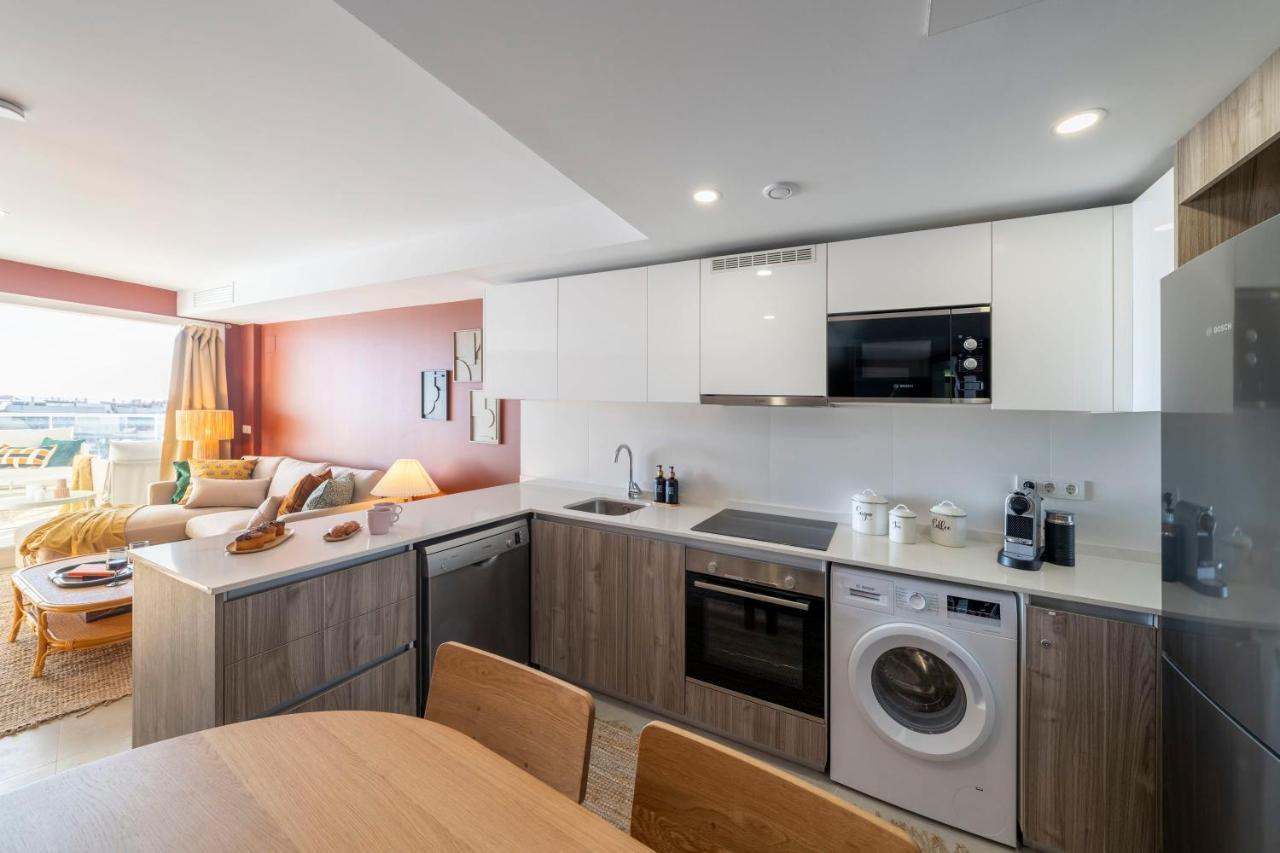 Appartement Gran Canet 2br! Walk To Beach, Sea View, Sauna & Gym *