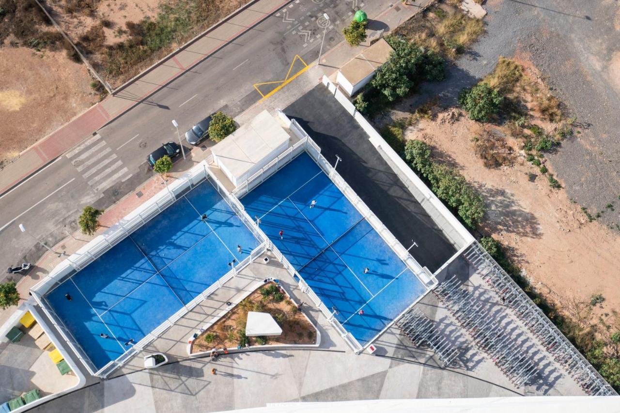 Gran Canet 2br! Walk To Beach, Sea View, Sauna & Gym Appartement